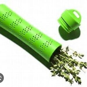 The‎ pampered chef Herb Keeper